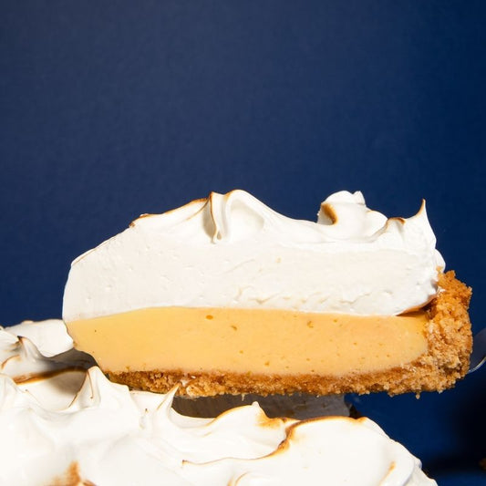 Key Lime Pie casero con base de galleta y relleno de lima – pedido online Madrid